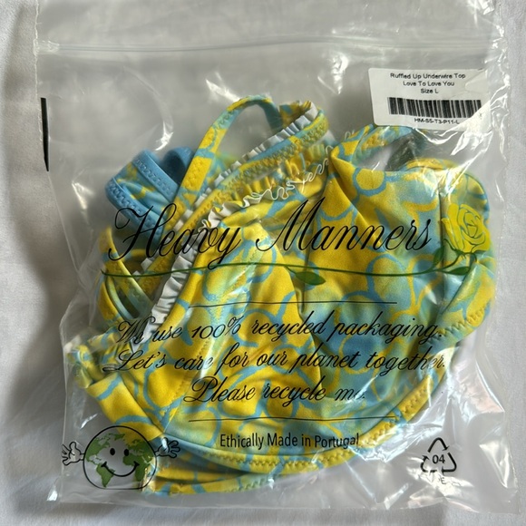 ‘LOVE IN THE AFTERNOON’ SET - Picture 6 of 10